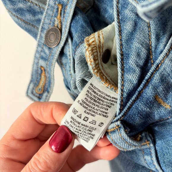 Free People Denim Button Front Gracie Pinafore Dress Size 8 - Picture 8 of 8